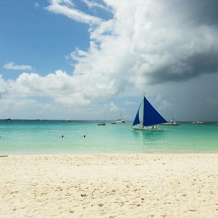 812 Angol Boracay Exterior photo